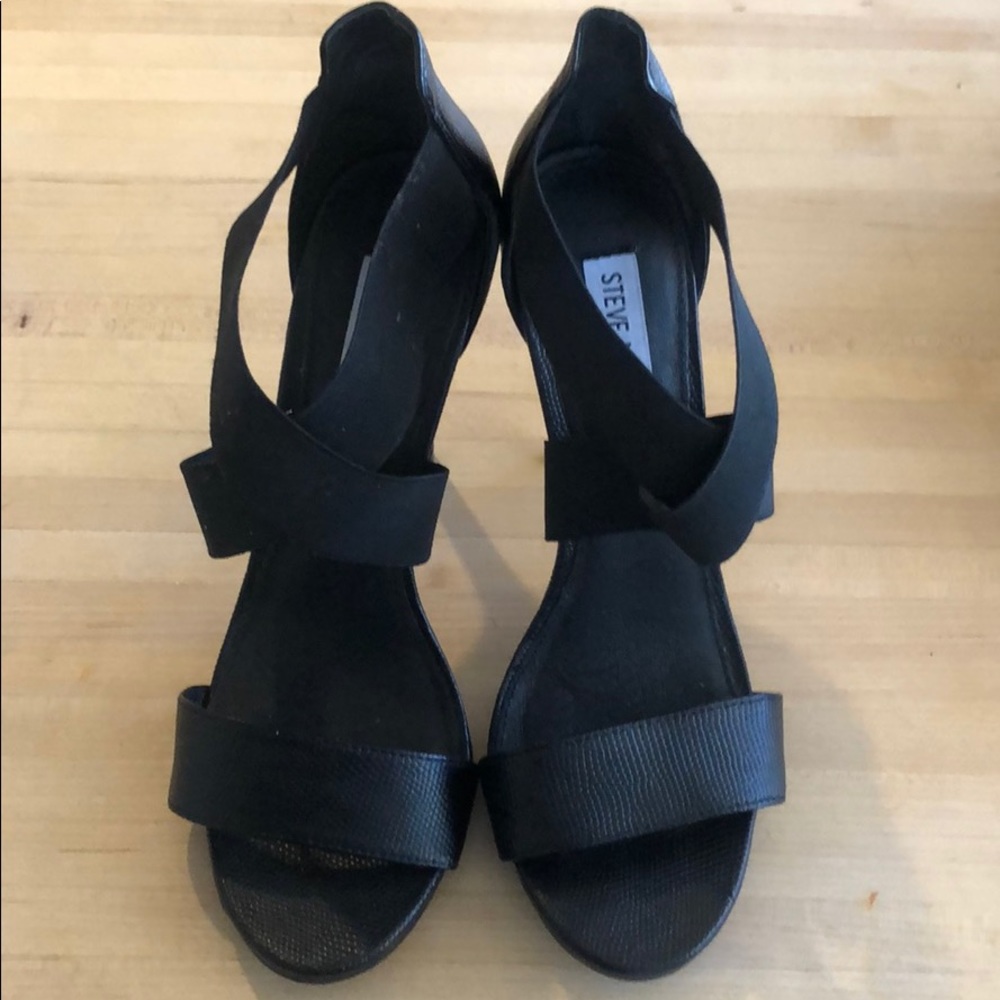Black Steve Madden strappy heels